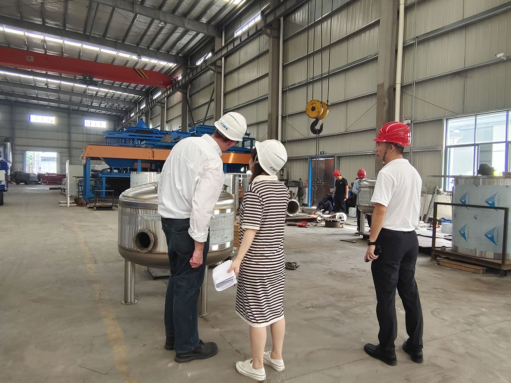 国外客户来访多灵